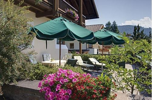Hotel Panorama Garni Ingrid à Dobbiaco Extérieur photo