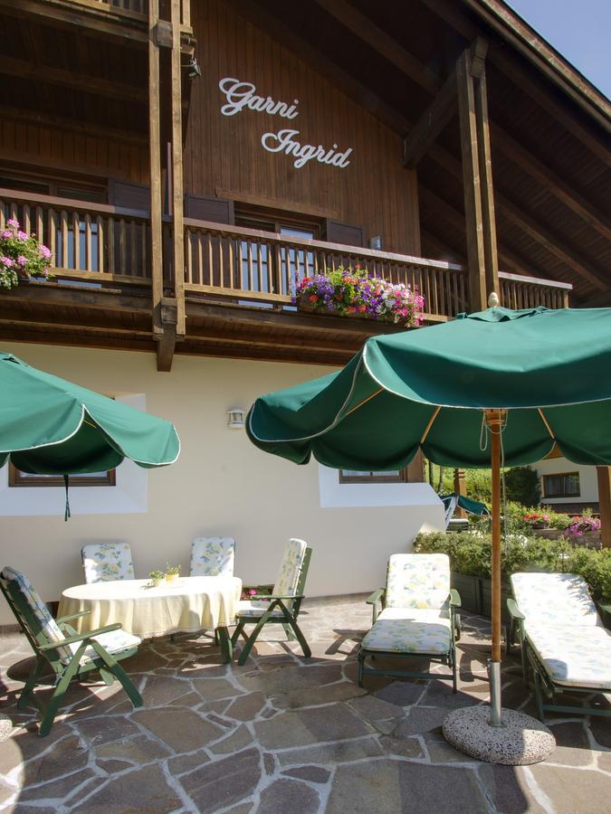 Hotel Panorama Garni Ingrid à Dobbiaco Extérieur photo