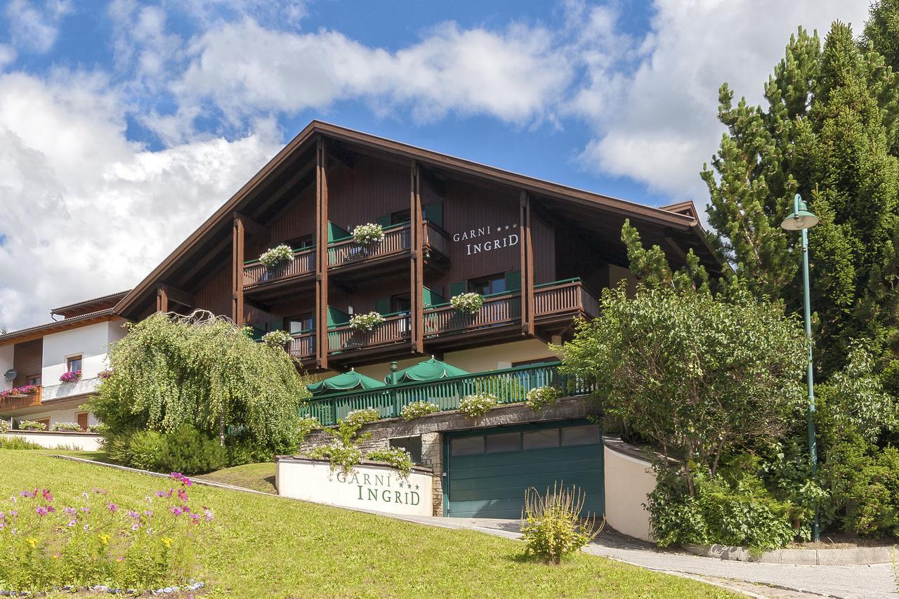 Hotel Panorama Garni Ingrid à Dobbiaco Extérieur photo